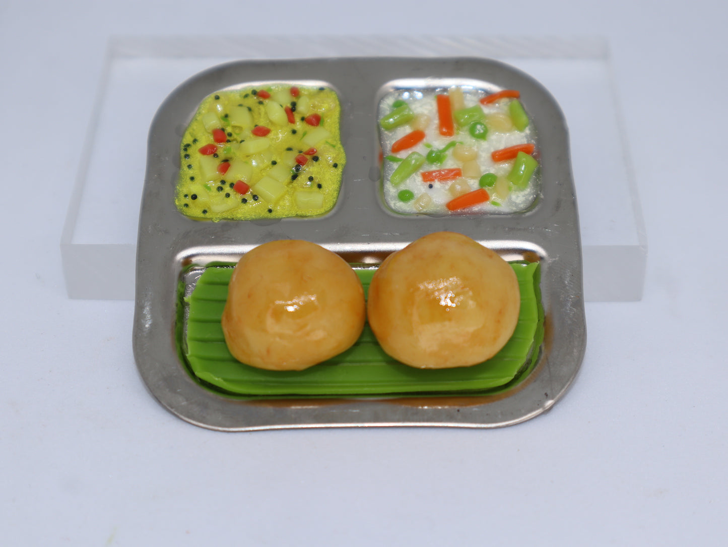 Miniature Poori Platter Magnet — With Potato Masala & Kurma